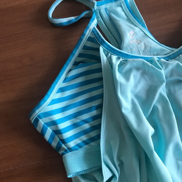 Energy Zone Sports Bra and Top - Picture 3 of 4